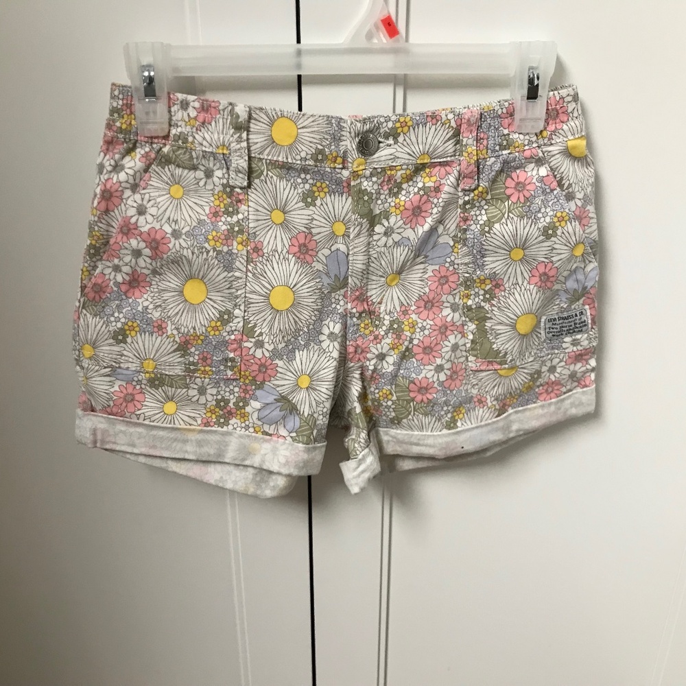 Levi’s Girls Shorts Floral Size 14 NWOT
